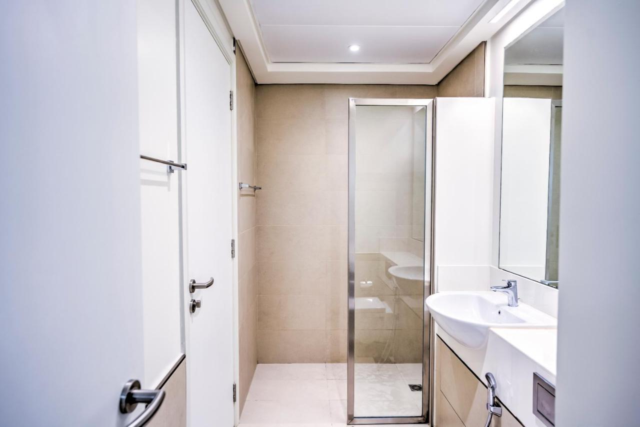 Bahay bakasyunan Expo Village Serviced